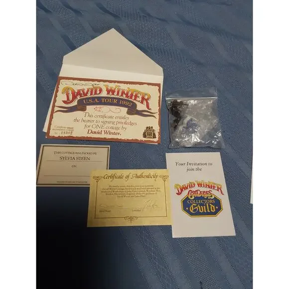 David Winter Cottages Castle in the Air dated 1991 Signed in 1982 in Box